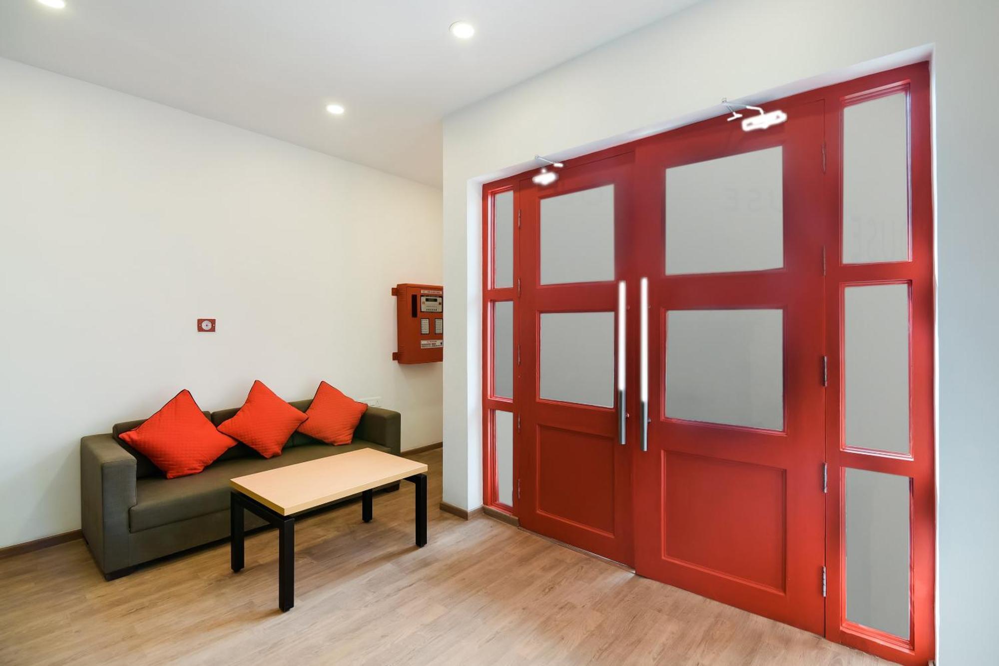 Townhouse The Awadh Airport Near Chaudhary Charan Singh International Airport Hotell Bijnaur Eksteriør bilde