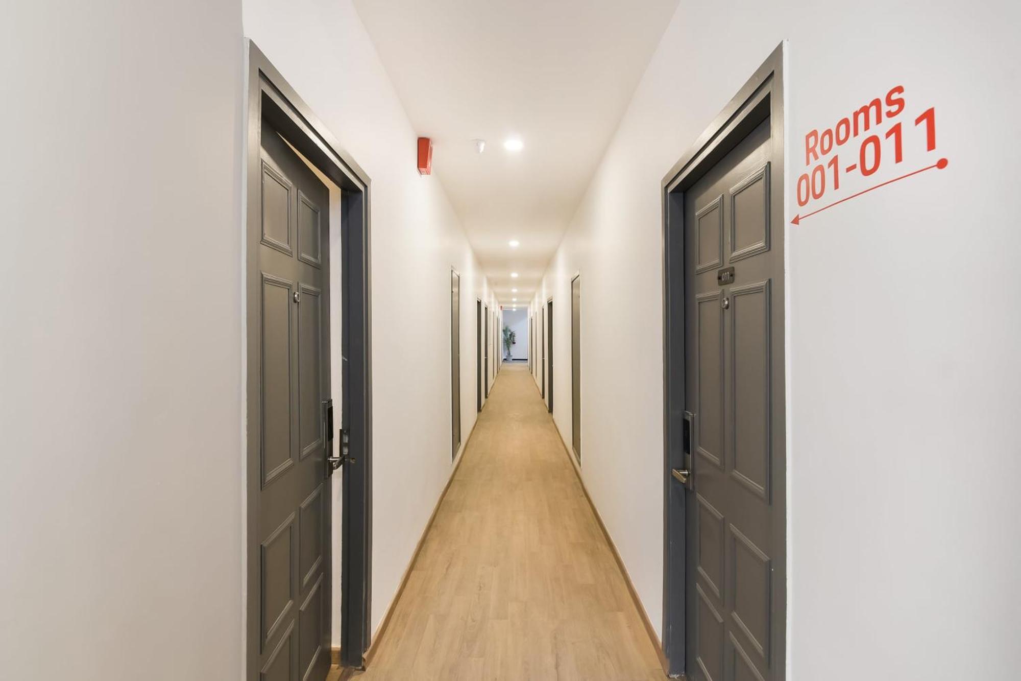 Townhouse The Awadh Airport Near Chaudhary Charan Singh International Airport Hotell Bijnaur Eksteriør bilde