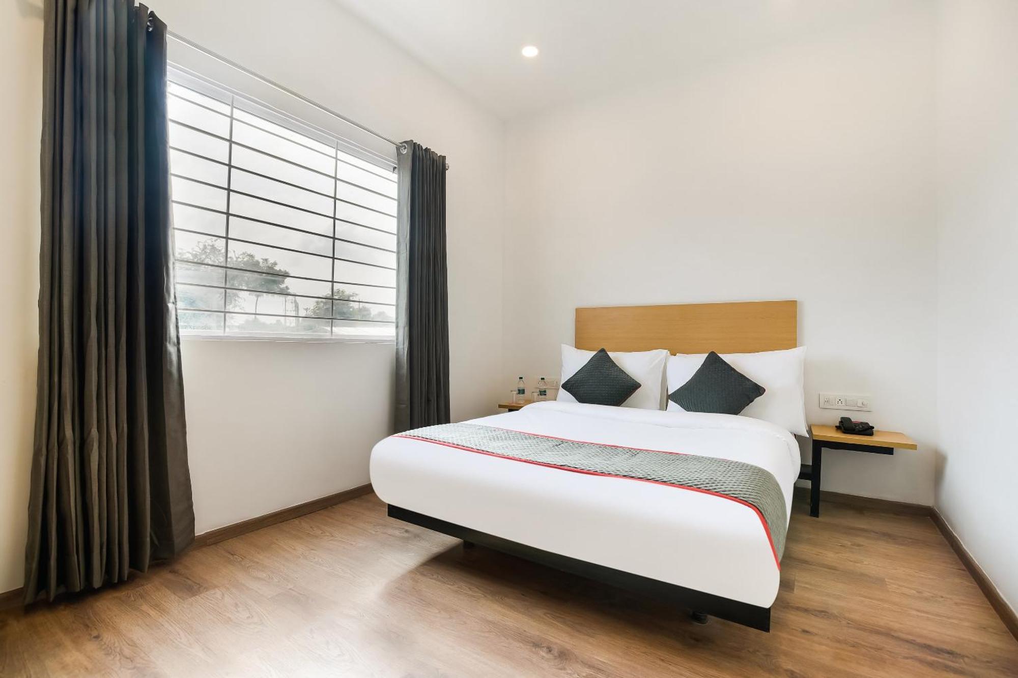 Townhouse The Awadh Airport Near Chaudhary Charan Singh International Airport Hotell Bijnaur Eksteriør bilde