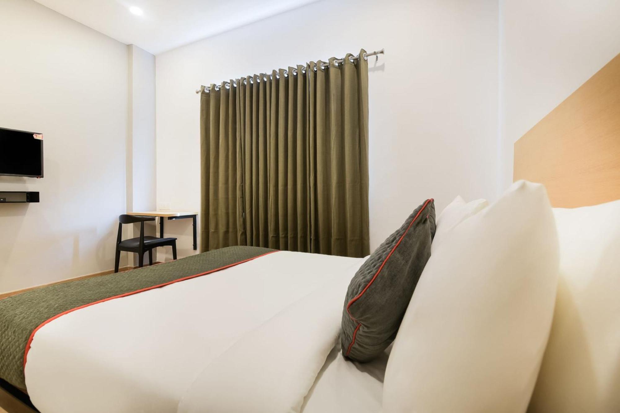 Townhouse The Awadh Airport Near Chaudhary Charan Singh International Airport Hotell Bijnaur Eksteriør bilde