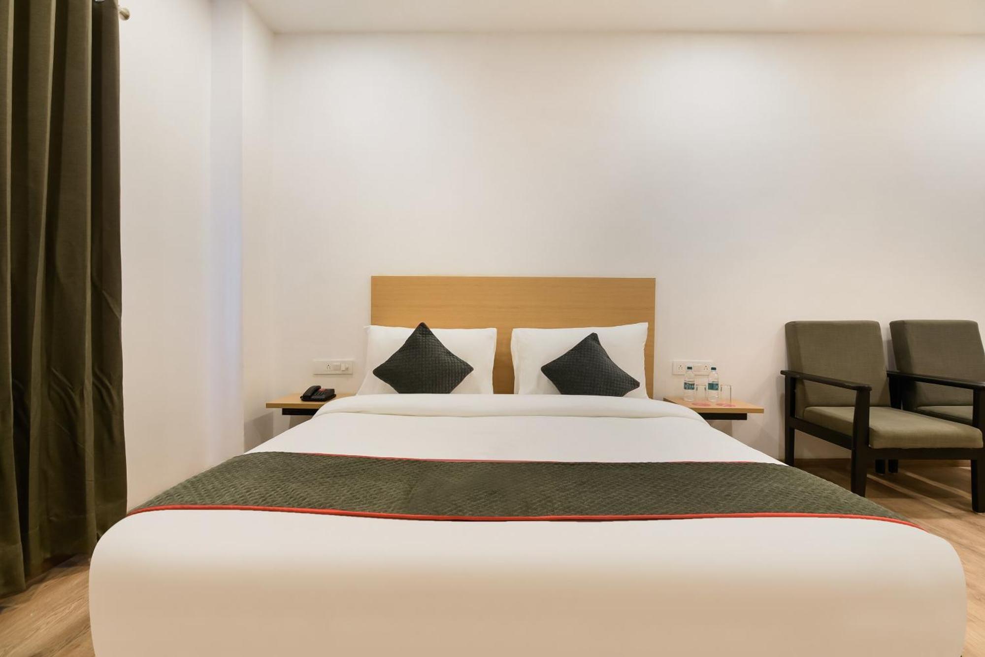 Townhouse The Awadh Airport Near Chaudhary Charan Singh International Airport Hotell Bijnaur Eksteriør bilde